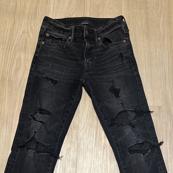 American Eagle Outfitters Black Distressed Skinny Jeans - Picture 1 of 5
